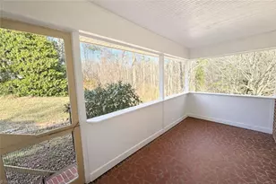 340 Hillcrest Dr, Elkin, NC 28621 - Photo 16