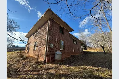 340 Hillcrest Drive, Elkin, NC 28621 - Photo 4