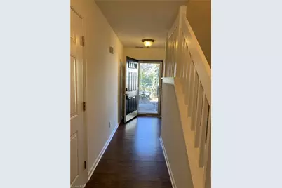 17 Pickwick Place, Greensboro, NC 27407 - Photo 2