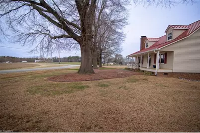 129 Sunset Court, Winston-Salem, NC 27107 - Photo 34