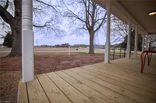 129 Sunset Ct, Winston-Salem, NC 27107 - Photo 32