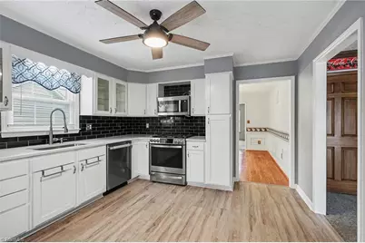 4518 Oak Hollow Drive, High Point, NC 27265 - Photo 10