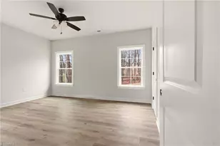 122 Orville Dr, High Point, NC 27260 - Photo 16