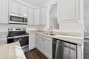 3229 Cheswick Dr, Greensboro, NC 27410 - Photo 8