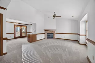 2004 Saddlegate Ct, Greensboro, NC 27407 - Photo 10