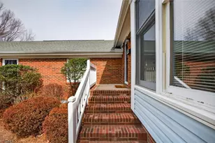 2004 Saddlegate Ct, Greensboro, NC 27407 - Photo 8