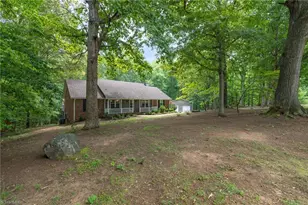 7410 Dickinben Dr, Summerfield, NC 27358 - Photo 44
