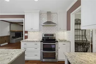 7410 Dickinben Dr, Summerfield, NC 27358 - Photo 16