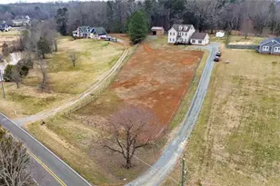 4872 Thom Rd, Mebane, NC 27302 - Photo 6