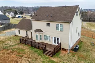 4872 Thom Rd, Mebane, NC 27302 - Photo 10