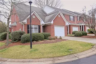 1429 New Garden, Greensboro, NC 27410 - Photo 2