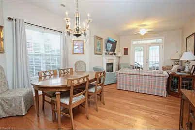 1429 New Garden #A, Greensboro, NC 27410 - Photo 8