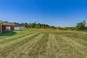 107 Sunny Pl, Reidsville, NC 27320 - Photo 36