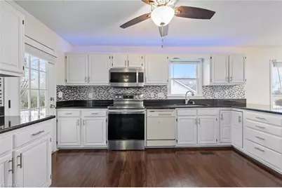 6721 River Hills Drive, Greensboro, NC 27410 - Photo 10