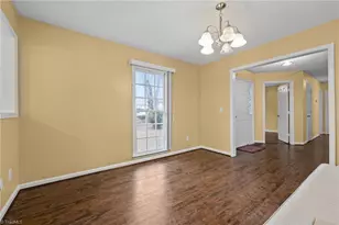 6721 River Hills Dr, Greensboro, NC 27410 - Photo 6