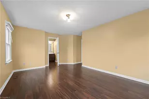 6721 River Hills Dr, Greensboro, NC 27410 - Photo 30