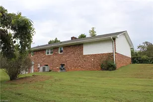 1662 Ralph Joyce Rd, Sandy Ridge, NC 27046 - Photo 26