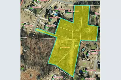 320 W King Street, King, NC 27021 - Photo 1