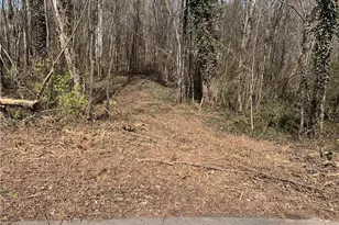 320 W King St, King, NC 27021 - Photo 2