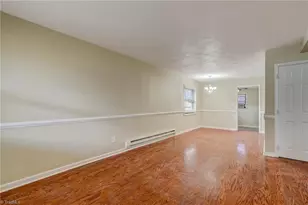 2202 Willow Rd, Greensboro, NC 27406 - Photo 4