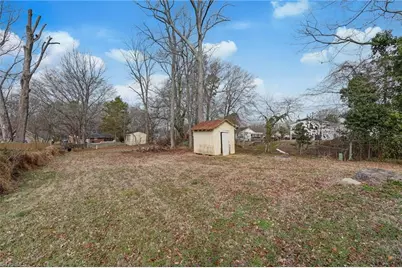 2202 Willow Road, Greensboro, NC 27406 - Photo 18