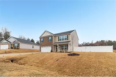 5020 Crest Court, Trinity, NC 27370 - Photo 4