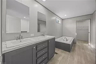 430 Cabin Creek Dr, Denton, NC 27239 - Photo 2