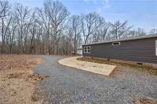 430 Cabin Creek Dr, Denton, NC 27239 - Photo 24