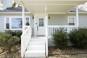 303 Trail 8, Burlington, NC 27215 - Photo 4