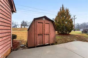 2524 Amity Ave, Gastonia, NC 28054 - Photo 32