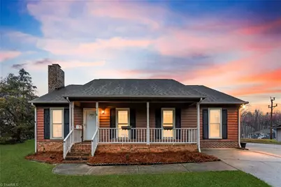 2524 Amity Avenue, Gastonia, NC 28054 - Photo 2