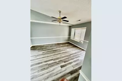 919 Belmont Drive, High Point, NC 27263 - Photo 4