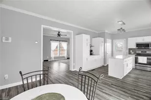 7039 Old 421 Rd, Liberty, NC 27298 - Photo 18