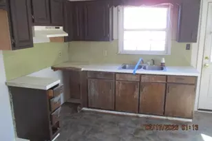 4106 Edgeware Rd, Winston-Salem, NC 27106 - Photo 8