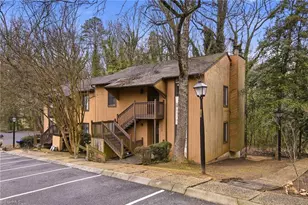 118 Cloister Oaks Cir, Winston-Salem, NC 27127 - Photo 4
