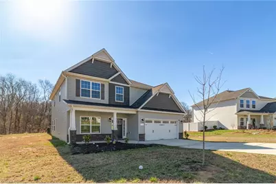 573 Mahogany Drive, Thomasville, NC 27360 - Photo 4