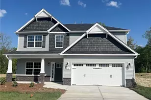 573 Mahogany Dr, Thomasville, NC 27360 - Photo 1