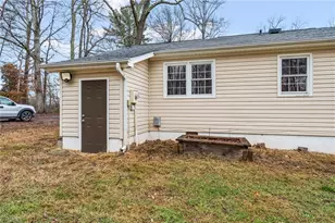 1892 Bethania-Rural Hall Rd, Winston-Salem, NC 27106 - Photo 32