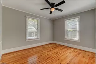 2318 Spruce St, Greensboro, NC 27405 - Photo 12