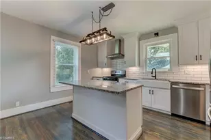 2318 Spruce St, Greensboro, NC 27405 - Photo 4