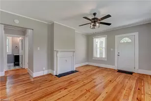 2318 Spruce St, Greensboro, NC 27405 - Photo 10