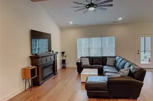 1020 Nauvoo Ridge Dr, Tobaccoville, NC 27050 - Photo 4