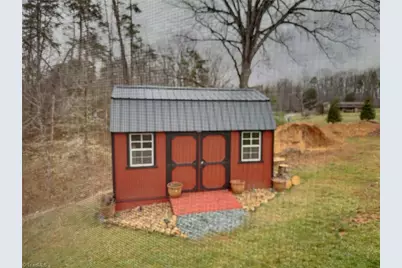 1020 Nauvoo Ridge Drive, Tobaccoville, NC 27050 - Photo 32