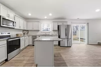 4556 Heatherly Road, Winston-Salem, NC 27105 - Photo 12