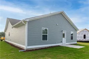 1682 Little Creek Cir, Winston-Salem, NC 27103 - Photo 2