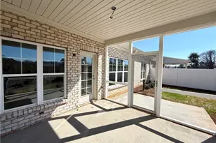 4246 Quartersaw Ln, Clemmons, NC 27012 - Photo 2