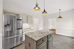 2304 Bayleaf Ct, Greensboro, NC 27455 - Photo 16