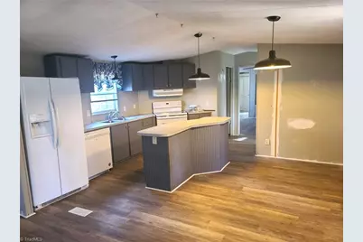 308 Clara Hill Lane, Lexington, NC 27292 - Photo 2