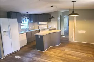 308 Clara Hill Ln, Lexington, NC 27292 - Photo 2