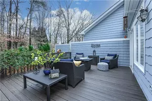 4 Sommerton Ct, Greensboro, NC 27408 - Photo 6